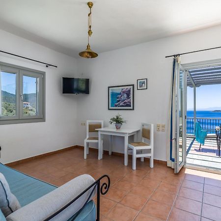 Stamatiou Estate Hotel Neo Klima Bagian luar foto