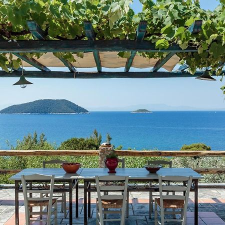 Stamatiou Estate Hotel Neo Klima Bagian luar foto