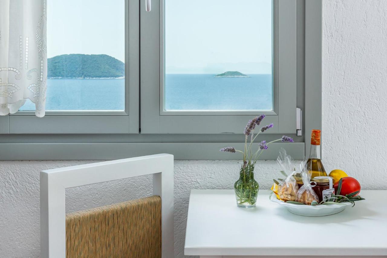 Stamatiou Estate Hotel Neo Klima Bagian luar foto
