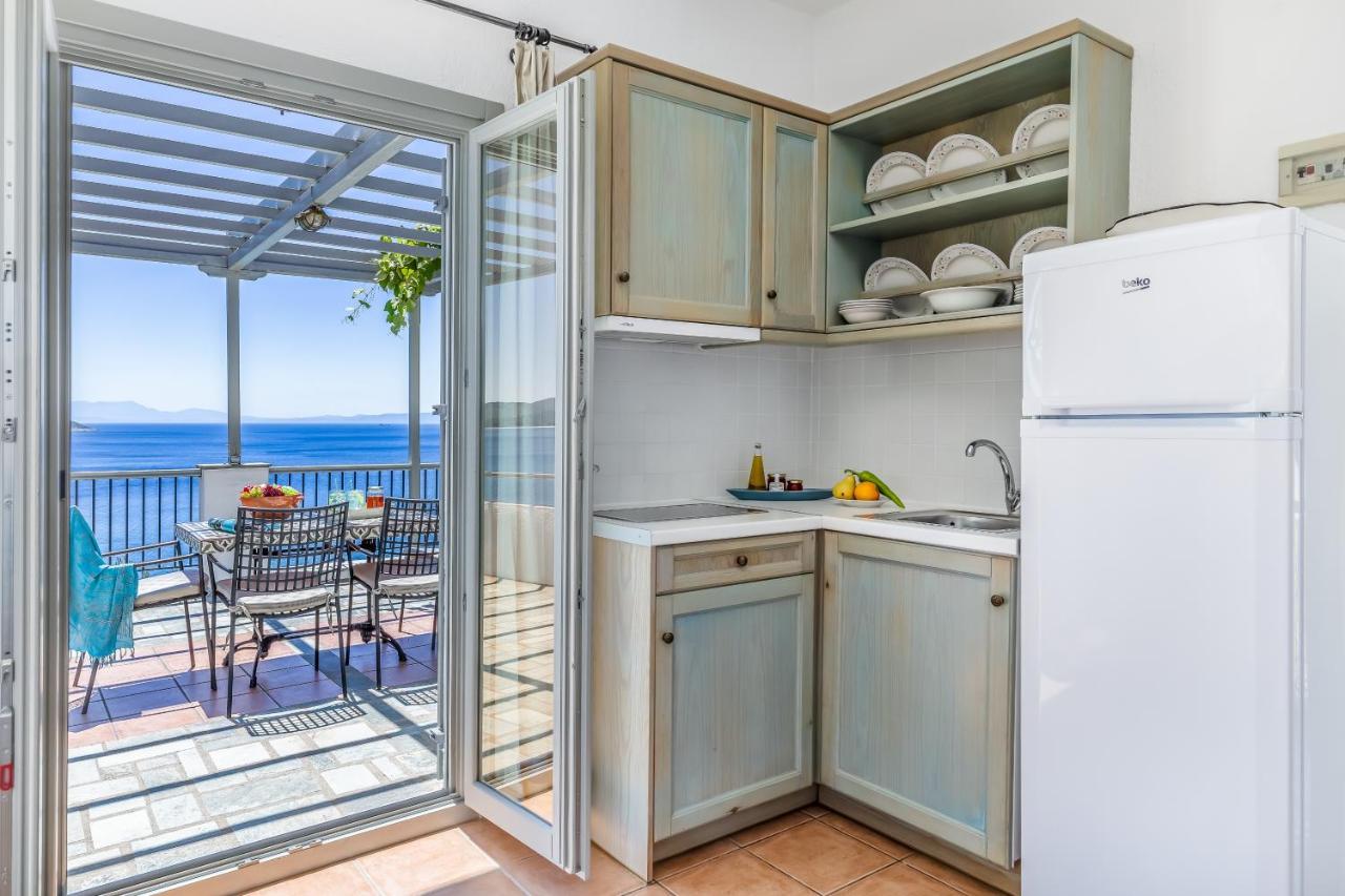 Stamatiou Estate Hotel Neo Klima Bagian luar foto