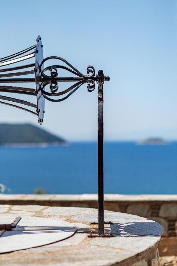 Stamatiou Estate Hotel Neo Klima Bagian luar foto