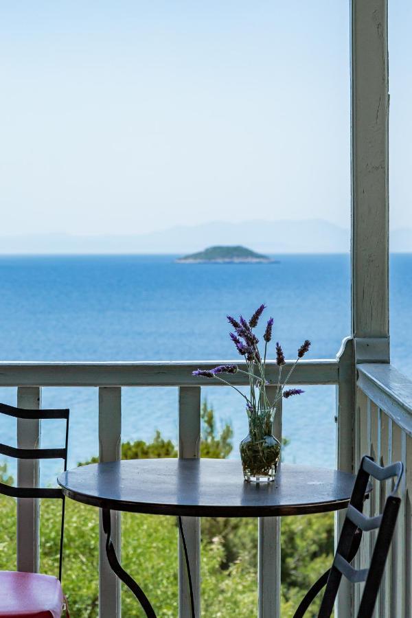 Stamatiou Estate Hotel Neo Klima Bagian luar foto