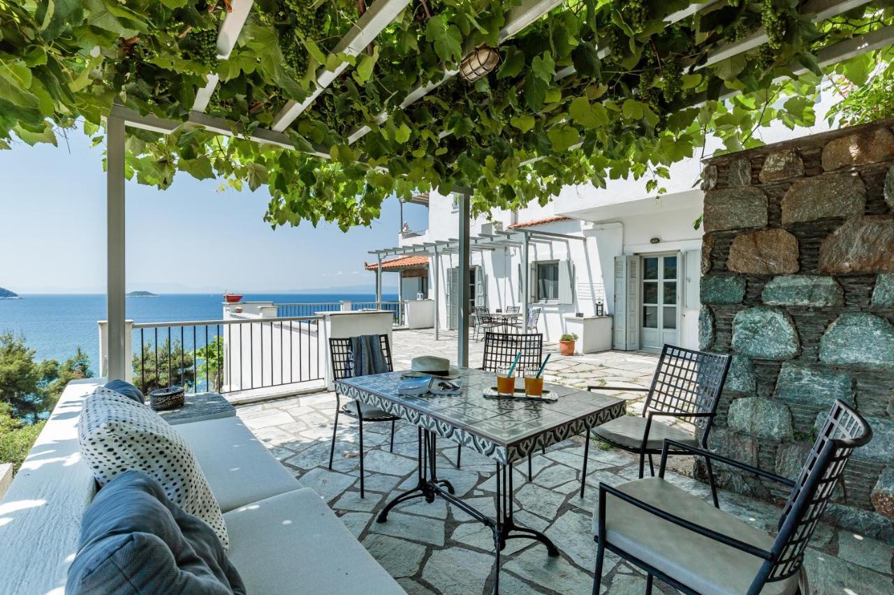Stamatiou Estate Hotel Neo Klima Bagian luar foto